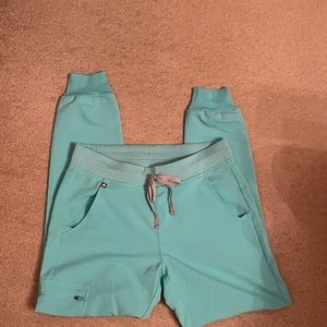 FIGS Fresh Aqua Scrub Set